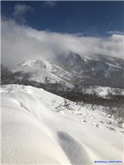 No tracks at Moiwa Peak, uploaded by IainT  [Niseko Moiwa Ski Resort, Niseko Town, Hokkaido]