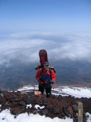 Boarding Mt Fuji Mount Fuji Features Snowjapan